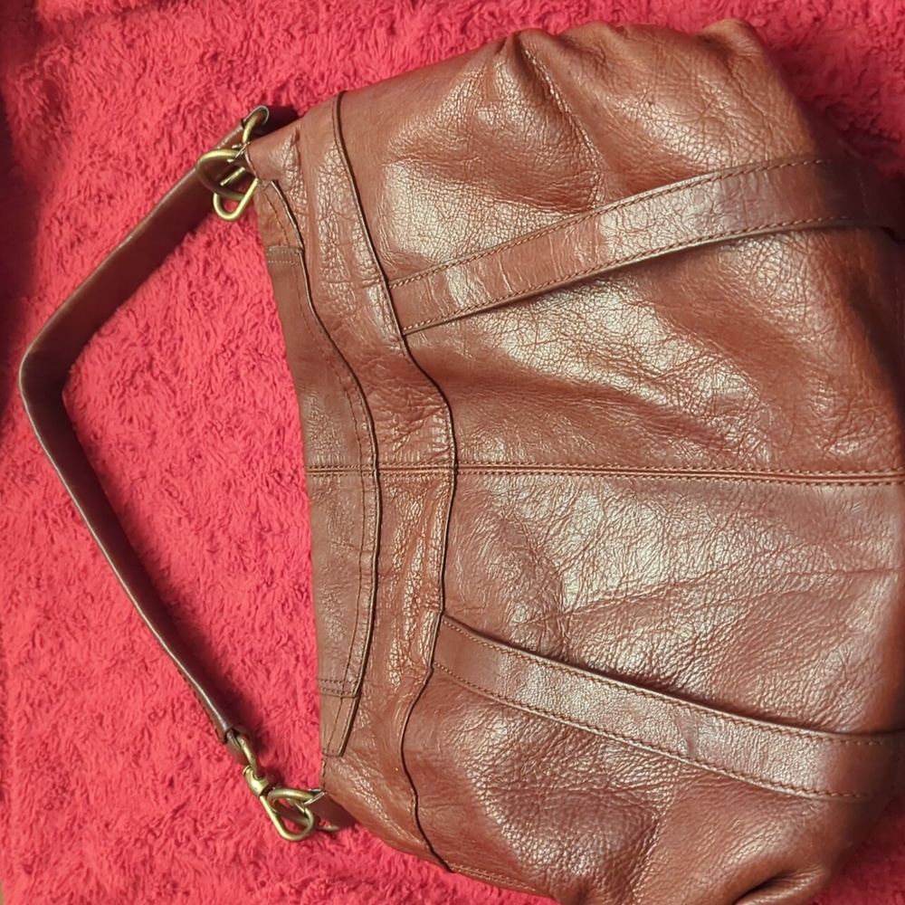 The SAK Leather purse - Picture 7 of 9